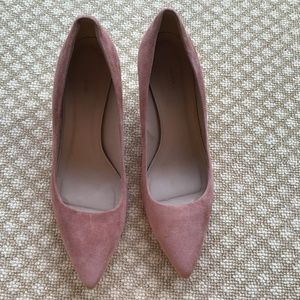 J. Crew Blush Pink Suede Pointy Toe Heel size 6 italy